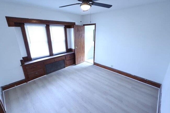 Photo - 450 Stanton Ave