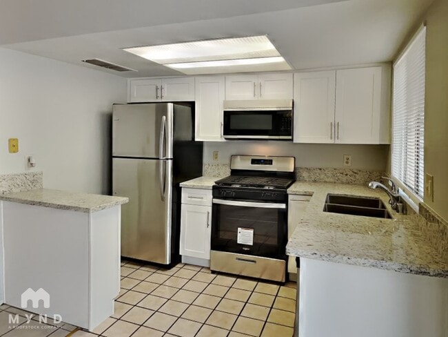 Photo - 1221 S Christy Ln