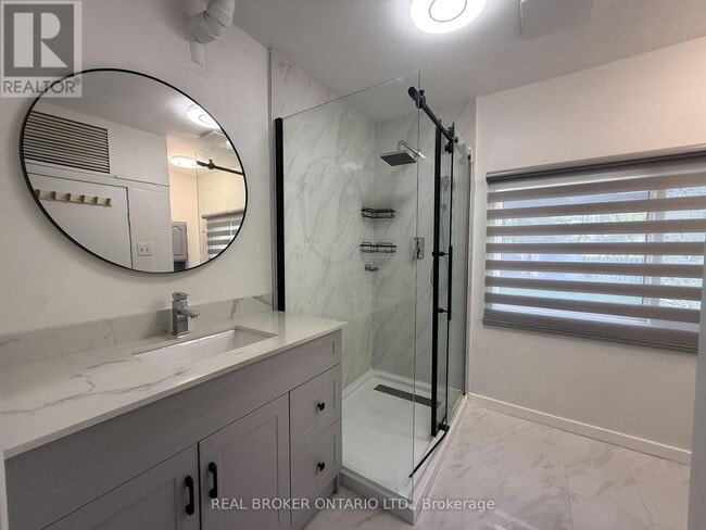 Photo - 286 Crestwood Dr