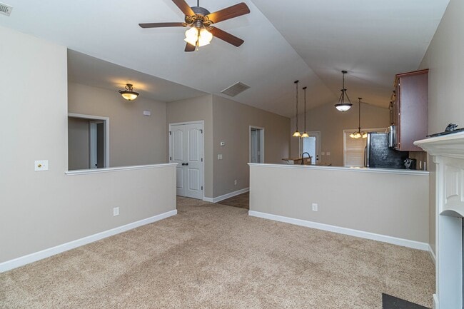 Photo - 210 Twilight Dr