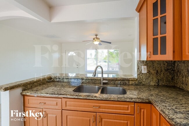 Photo - 6820 SW 16th Ct