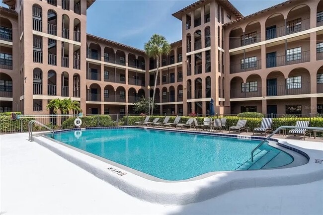 6100 Gulfport Blvd S Unit 6100 Gulfport