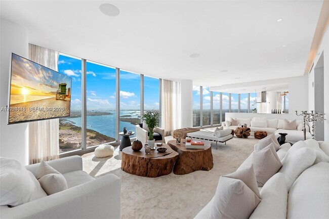 Photo - 15701 Collins Ave Unidad 4105