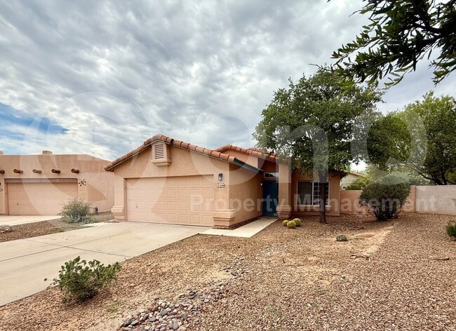 Photo - 144 E Mesquite Crest Pl