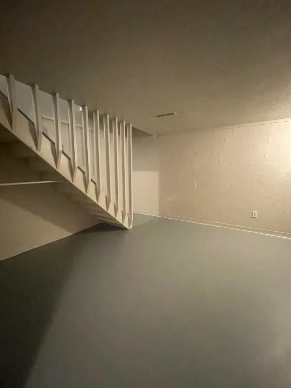 Photo - 2206 Harsh Ave SE