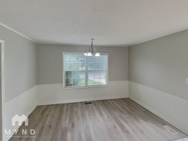Photo - 2515 Winterfield Dr