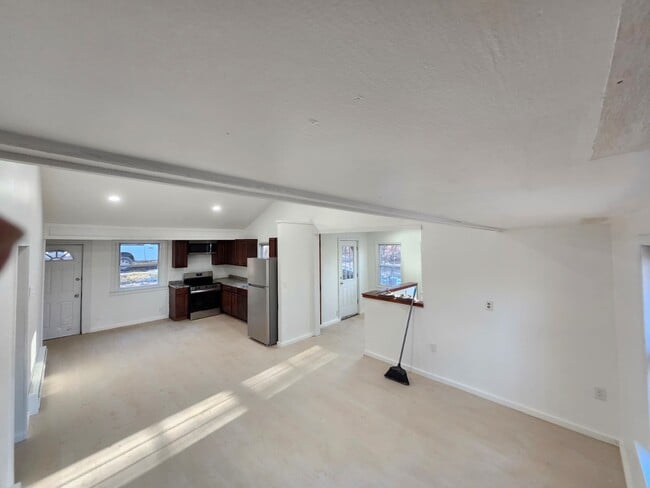 Photo - 2 Wildwood Trl