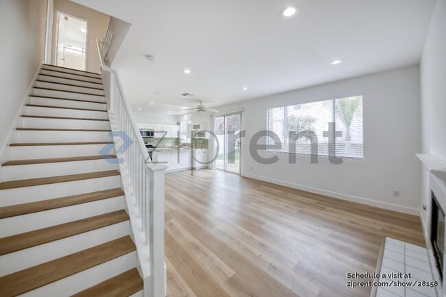 Photo - 17 Armory Pl