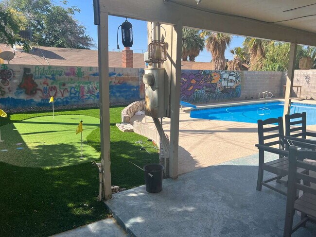 Photo - 5 bedroom home with a pool!