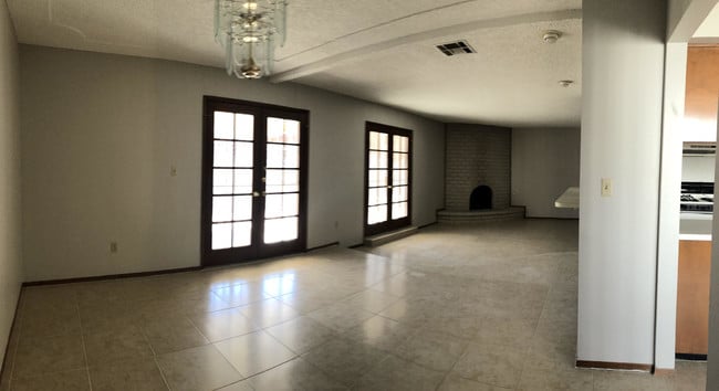 Photo - 3424 Running Deer Dr