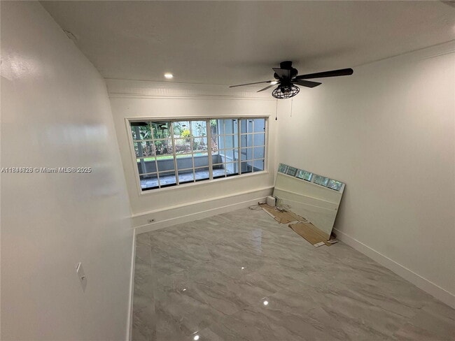 Photo - 6612 Dahlia Dr