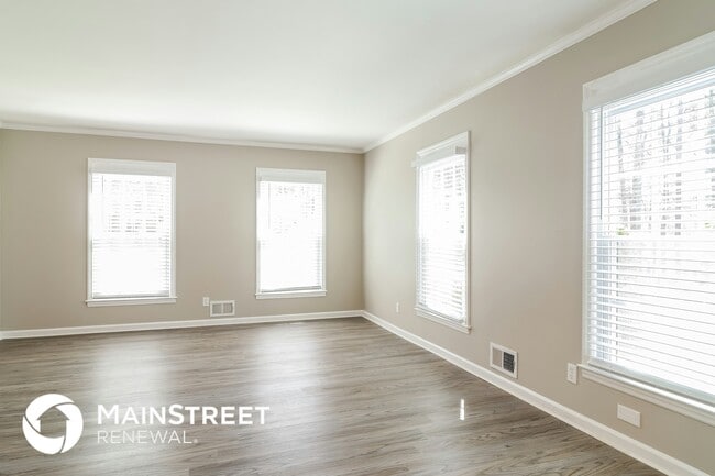 Photo - 1666 Greenbrook Dr