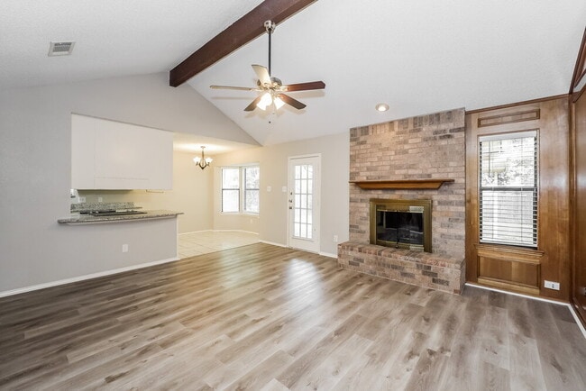Photo - 709 Daniels Dr