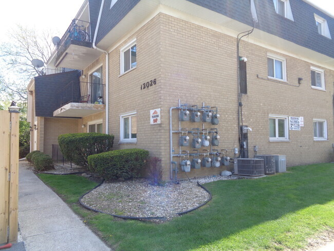 Building Photo - 12026 S Kildare Ave Unit 17 Rental
