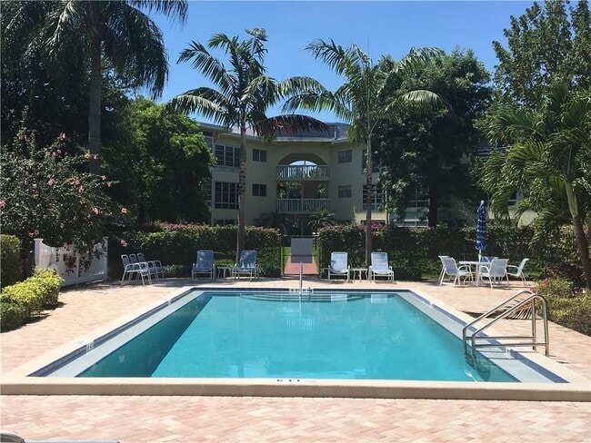 Photo - 1100 Ponce De Leon Cir Condo
