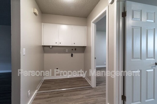 Photo - 1008 NE 86th St