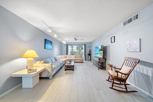 Photo - 2504 Antigua Terrace Unidad O1