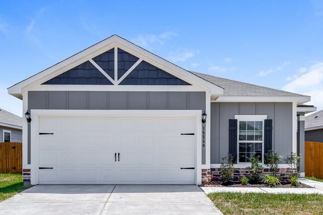 Building Photo - 15550 Caramel Spgs Dr