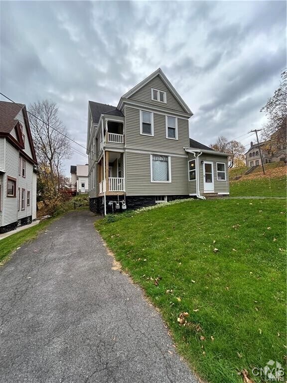 Building Photo - 309 Hamilton St Rental