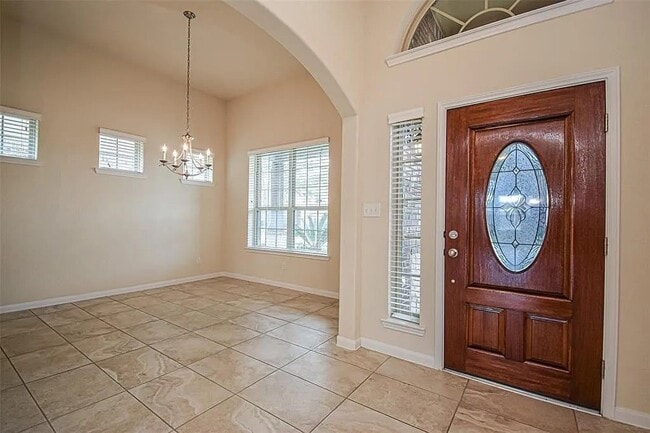 Photo - 17626 Sauki Ln