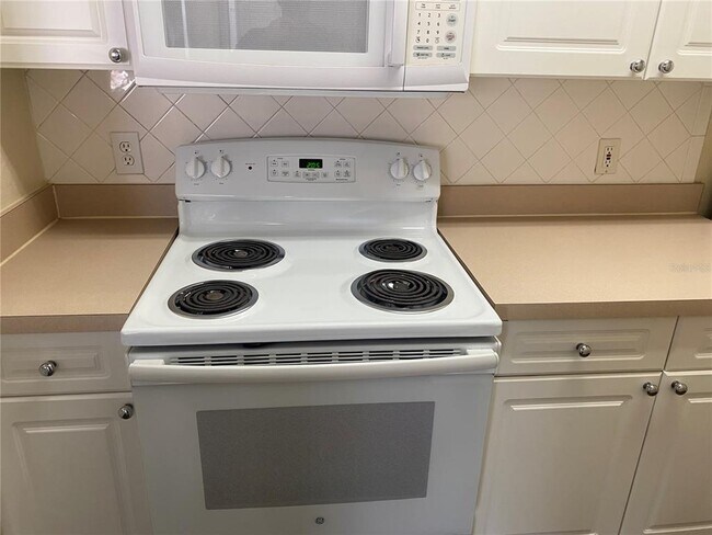 Photo - 18001 Richmond Pl Dr Unit 222