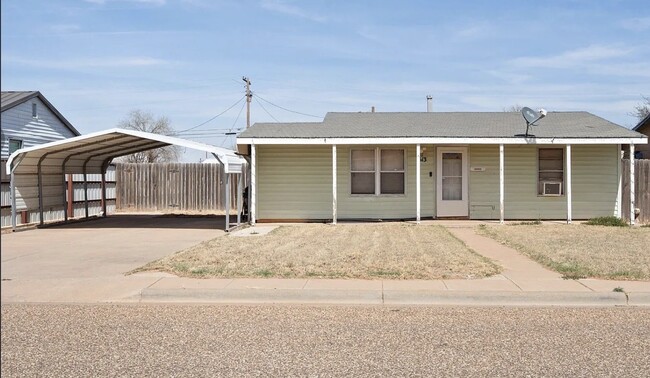 Building Photo - 513 E Magnolia Ave