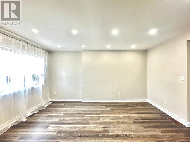 Photo - 55 Fairbank Ave