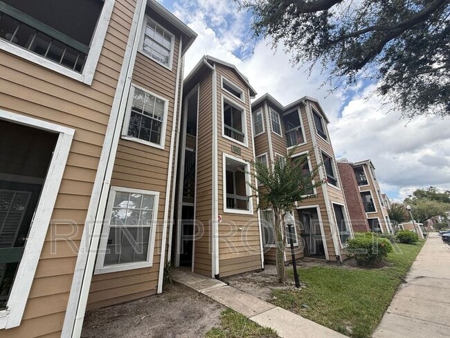 Building Photo - 5501 Rosebriar Way Unit B307 Rental