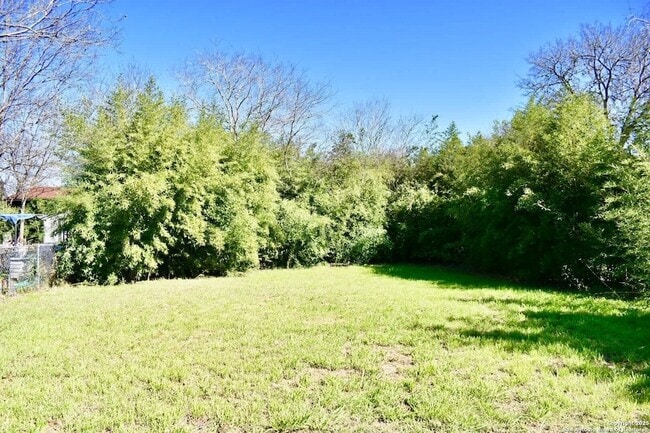 Photo - 1758 Amanda St