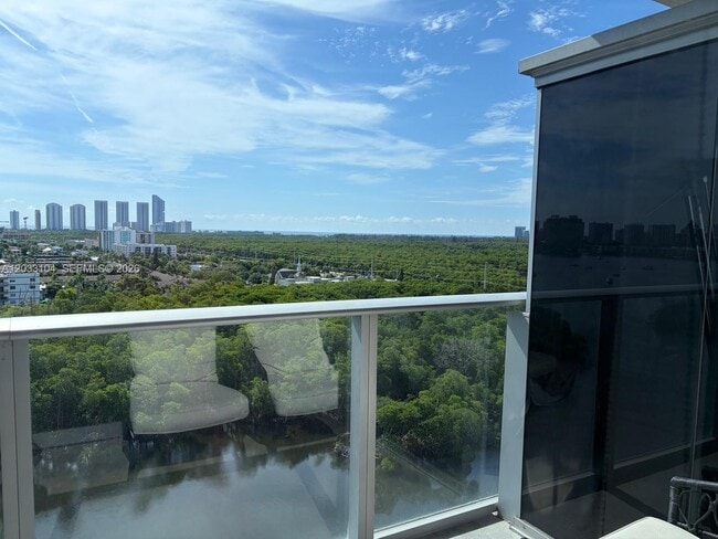 Photo - 16385 Biscayne Blvd Unit 1417