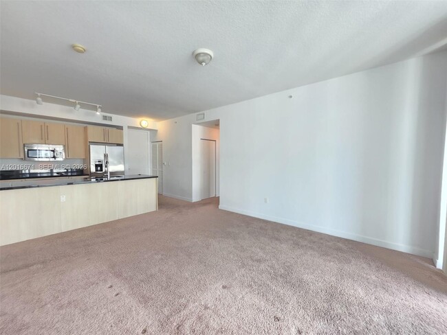 Photo - 1111 SW 1st Ave Unidad 1823-N