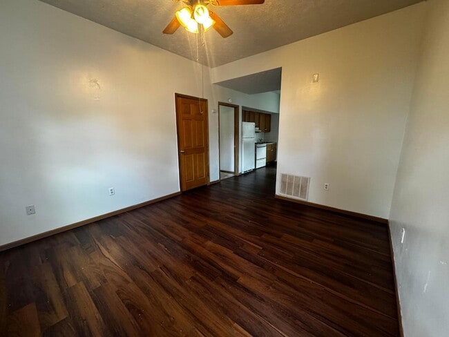 Building Photo - 406 Washington Ave Unit A Rental
