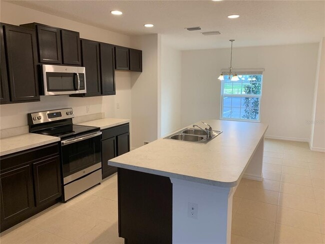 Photo - 234 Annabelle Way