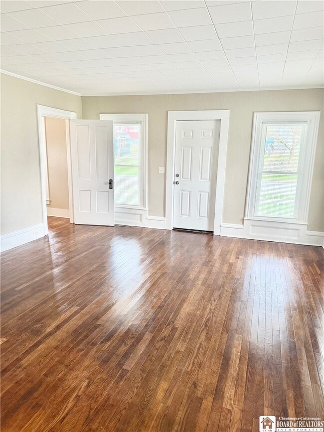 Photo - 148 Maple St