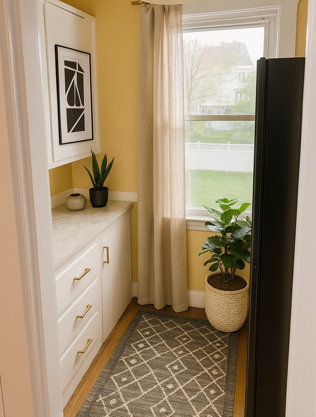 Photo - 90 Boylston St Unit NA