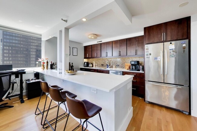 Photo - 200 N Dearborn St Unit 3103