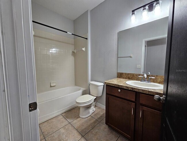 Photo - 4016 Mountain Chestnut Way