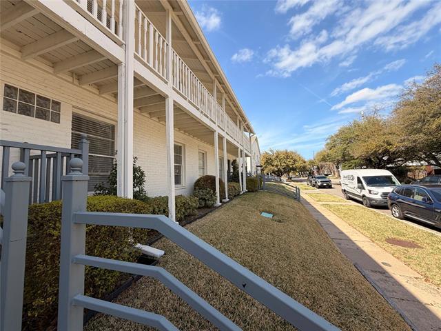 Photo - 4101 Douglas Ave Unit 102