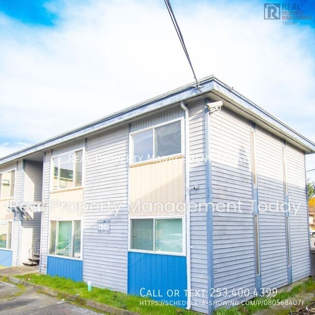 Building Photo - 14440 34th Ave S Unit 1