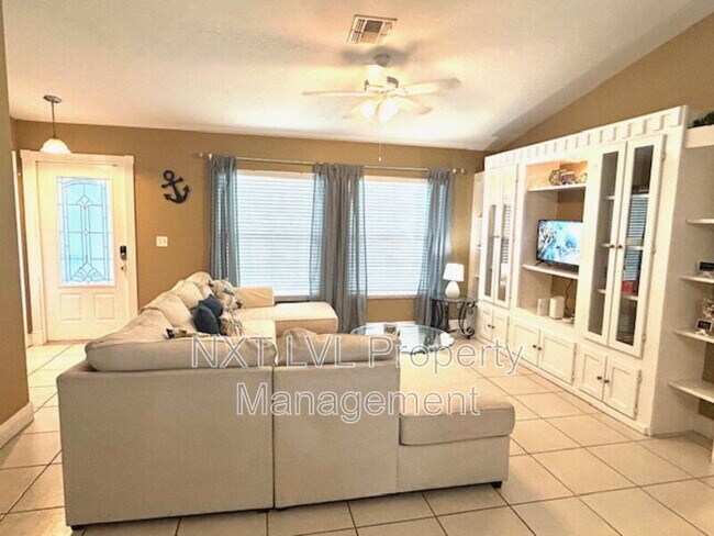 Photo - 4123 SW 21st Pl