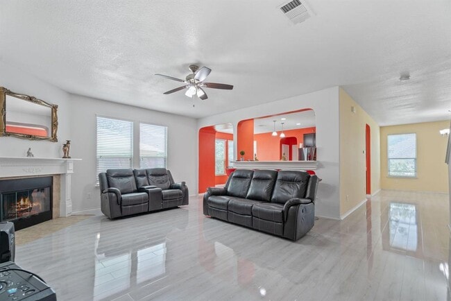 Photo - 1109 Hyde Park Dr
