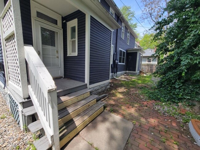 Photo - 1021 Nelson St