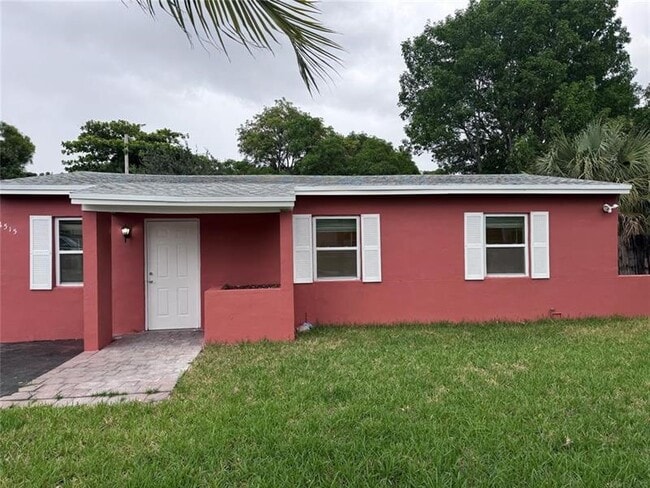 Photo - 1515 NW 11th Pl Casa
