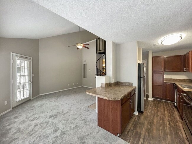 Photo - Lexington Farms Apartments