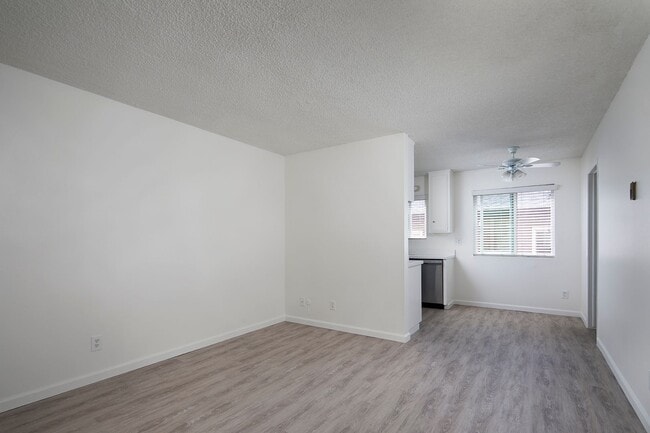 Photo - Crown Point 1 Bed/1 Bath w/ Parking, On-SIte Laundry, and Pool! Unit 60E
