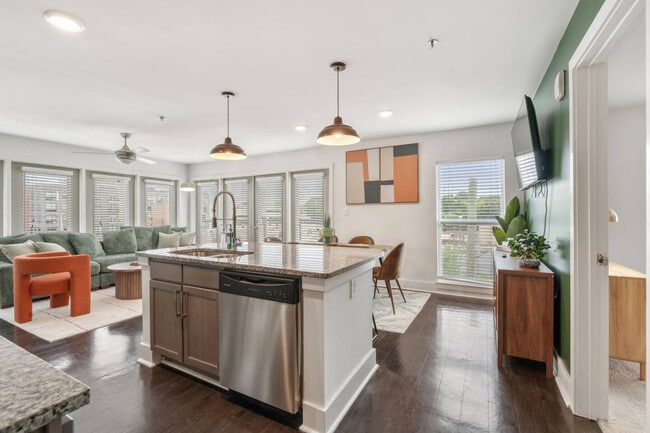 Photo - 841 Memorial Dr SE Unit ID1383532P