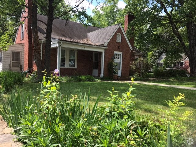 Building Photo - 815 W Johnson St Rental