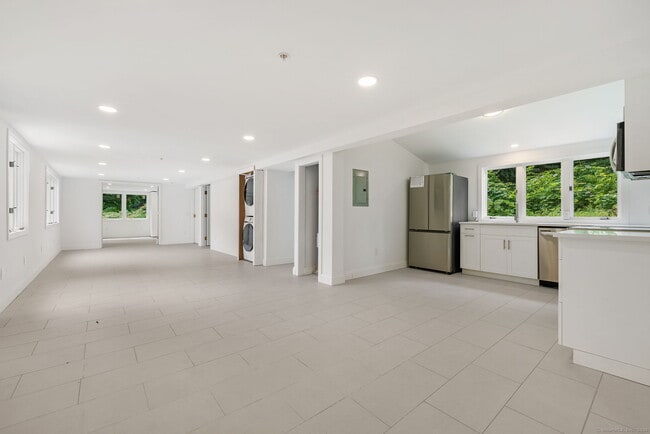 Photo - 529 Danbury Rd Unit A