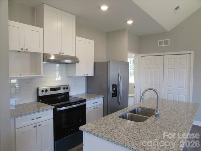 Photo - 1324 Reid St