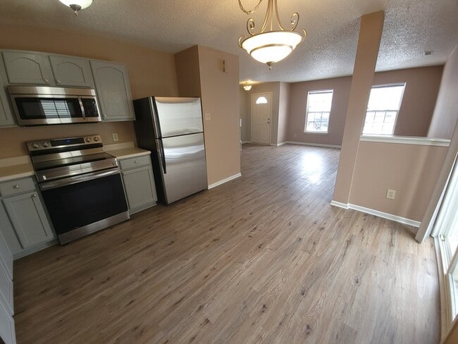 Photo - Exquisite Fishers Home